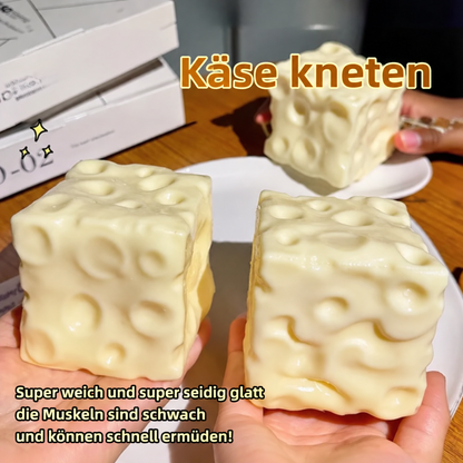 Riesen-Käsewürfel Antistressball – großes Knautsch- & Fidget-Spielzeug 🧀✨