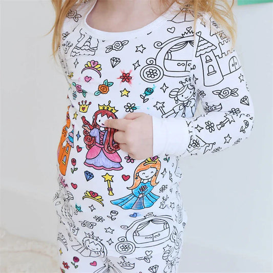 Colour Me Pyjamas – DIY Kinder-Schlafanzug zum Ausmalen