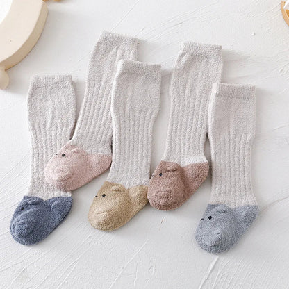 KuschelKnie – Kniestrümpfe aus Korallenfleece für Babys 🧦❄️
