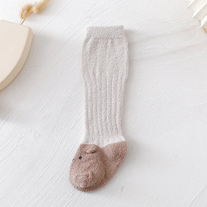 KuschelKnie – Kniestrümpfe aus Korallenfleece für Babys 🧦❄️