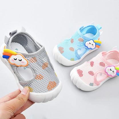 LuftSchritt – Atmungsaktive Babyschuhe aus Mesh 👣🌬️